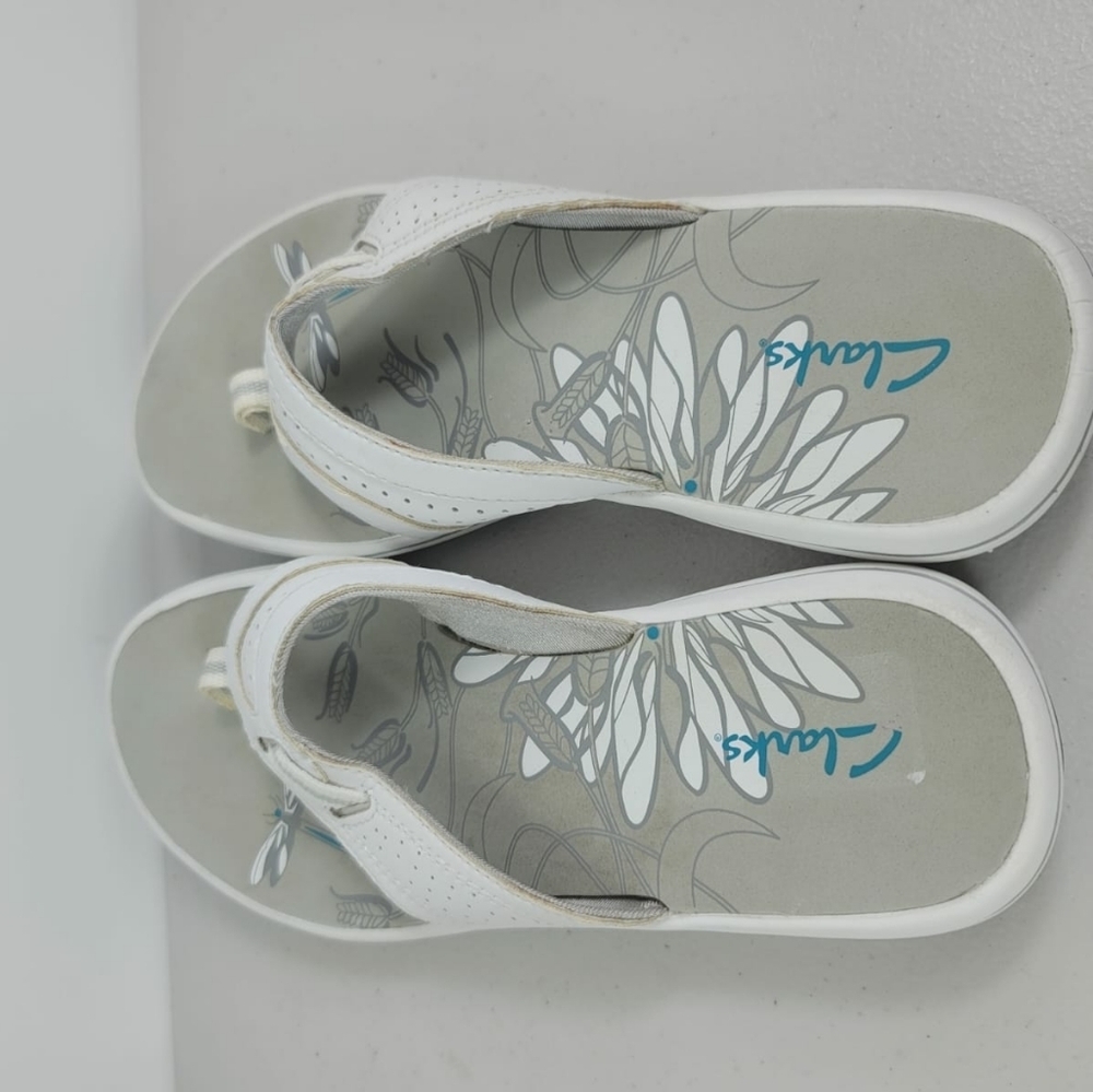 Clarks Woman's Flip flops Sandals white Slice Sandals Sz 6M - Picture 4 of 7